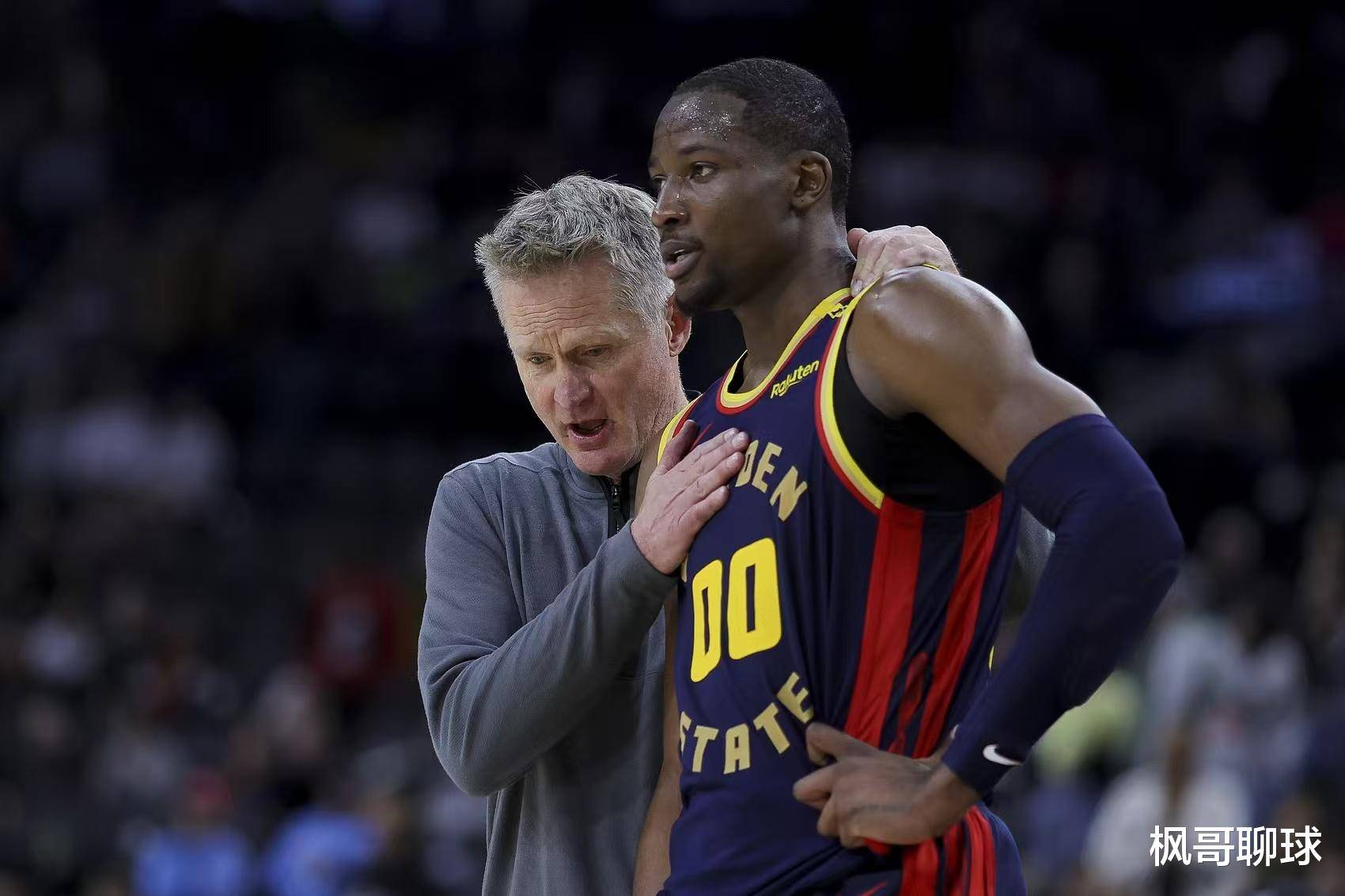 关于NBA媒体透露：太阳对库明加的报价是罗伊斯-奥尼尔、理查兹、以及4个二轮选秀权的信息