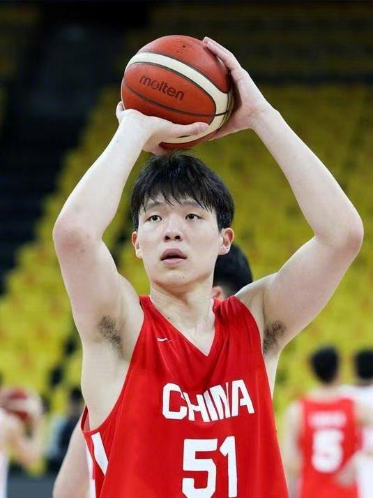 亚美体育-中国男篮结束NBA夏联征程三场比赛输了104分