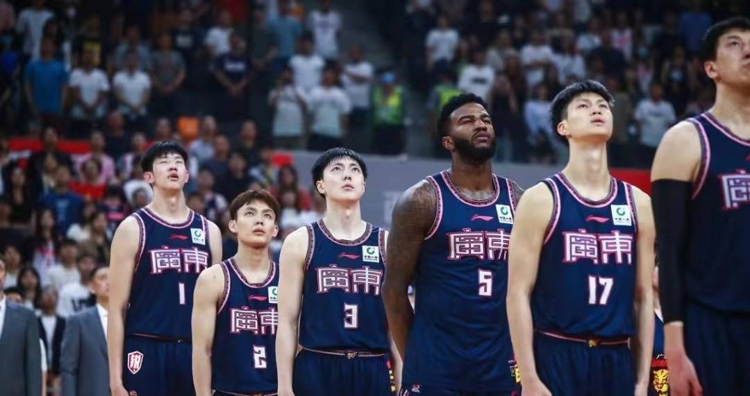 中国男篮结束NBA夏联征程三场比赛输了104分