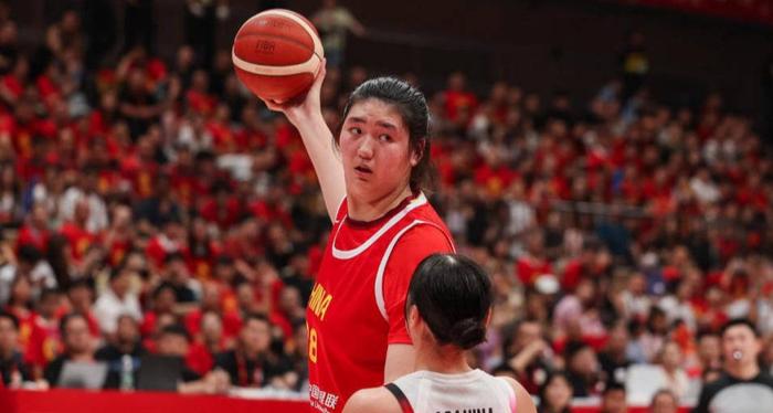亚美体育官网入口-关于中国女篮平均年龄25.4岁选材着眼于洛杉矶奥运会FIBA发布中国女篮写真张子宇韩旭搞怪的信息